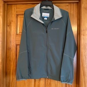 Columbia zip up
